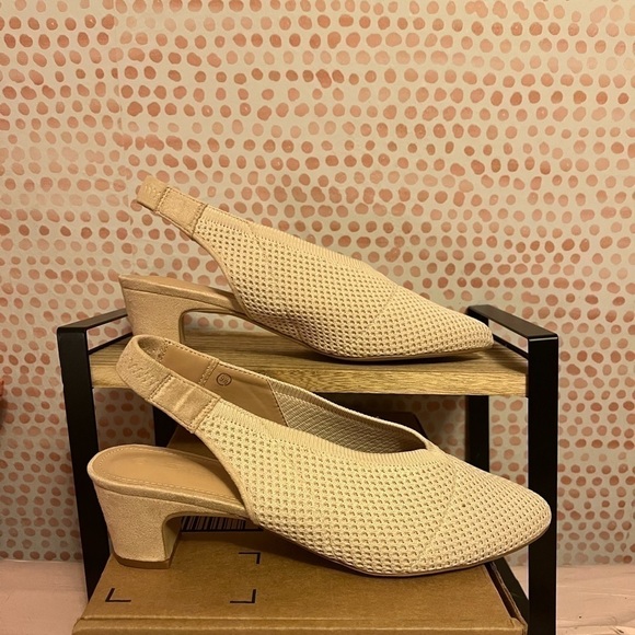 Ermonn Women's Slingback Chunky Heels— NWOT - Picture 3 of 10